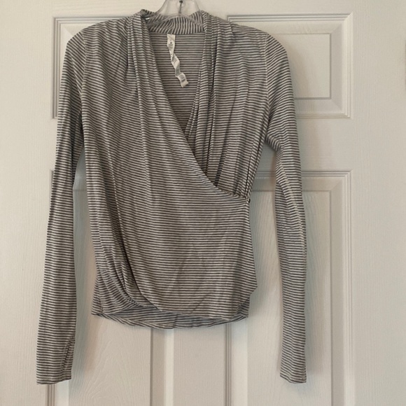 lululemon athletica Tops - Womens Lululemon top size 2